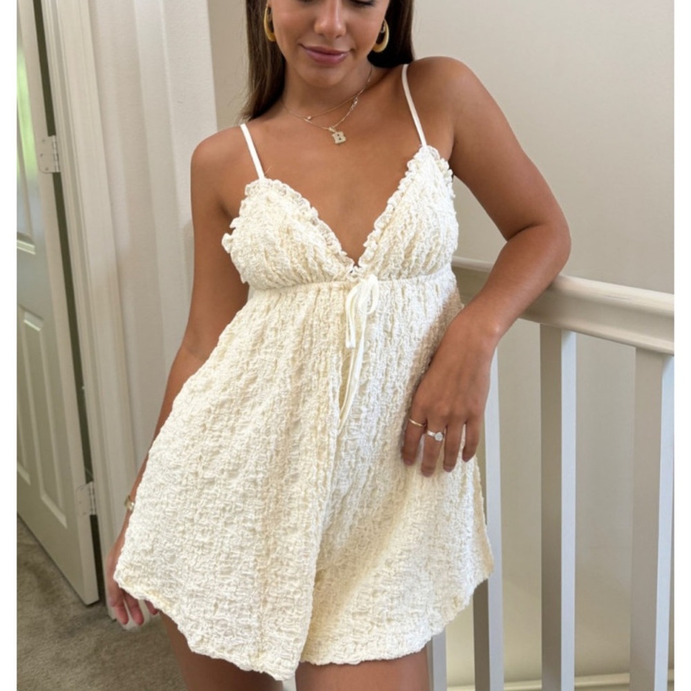 Princess Polly light yellow romper